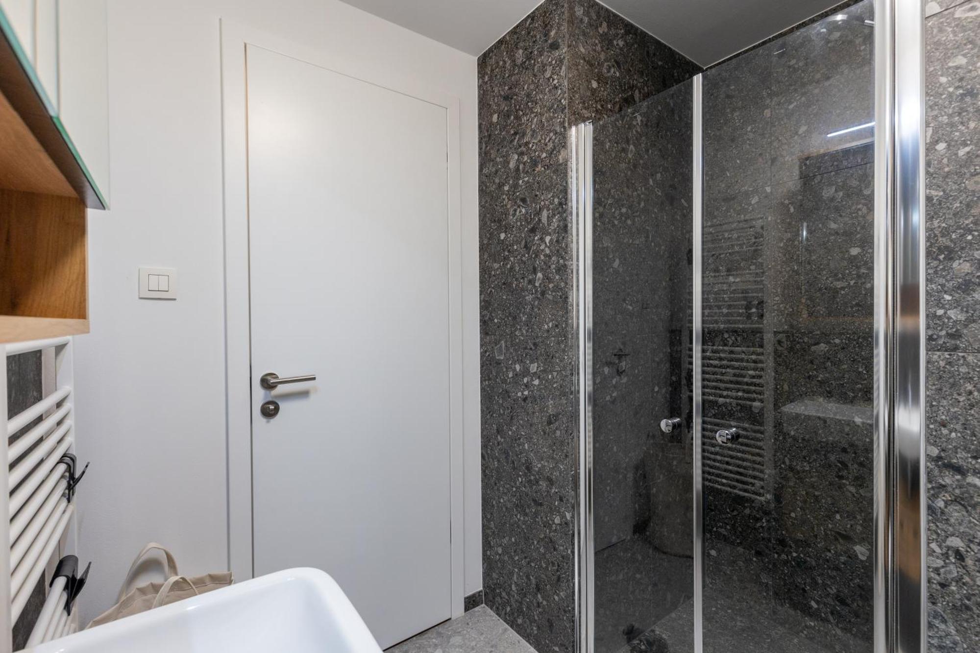 Bnb Slovakia Guthaus 64D Bratislava Exterior foto