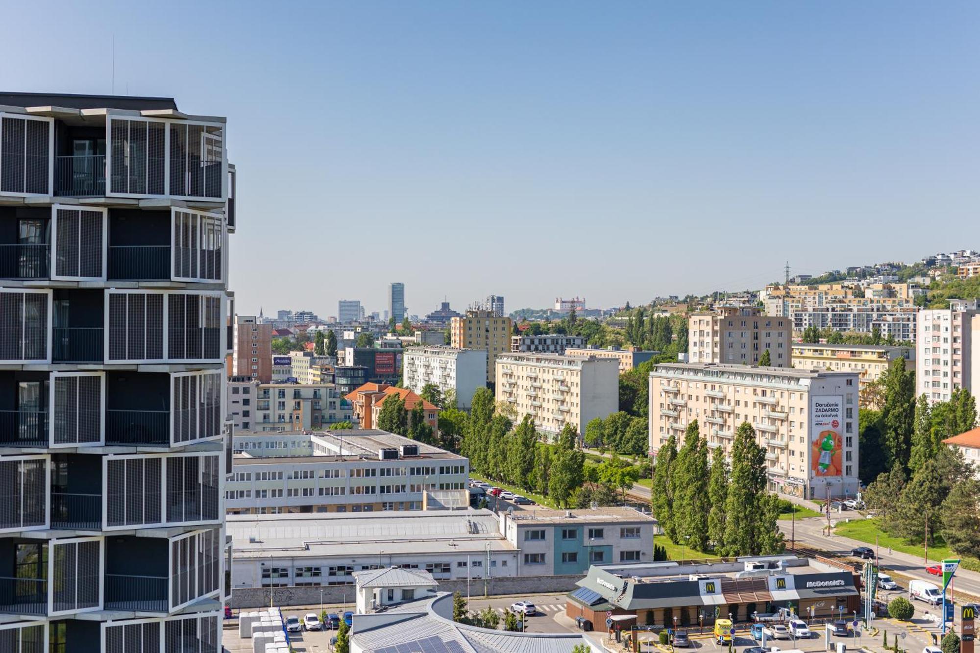 Bnb Slovakia Guthaus 64D Bratislava Exterior foto